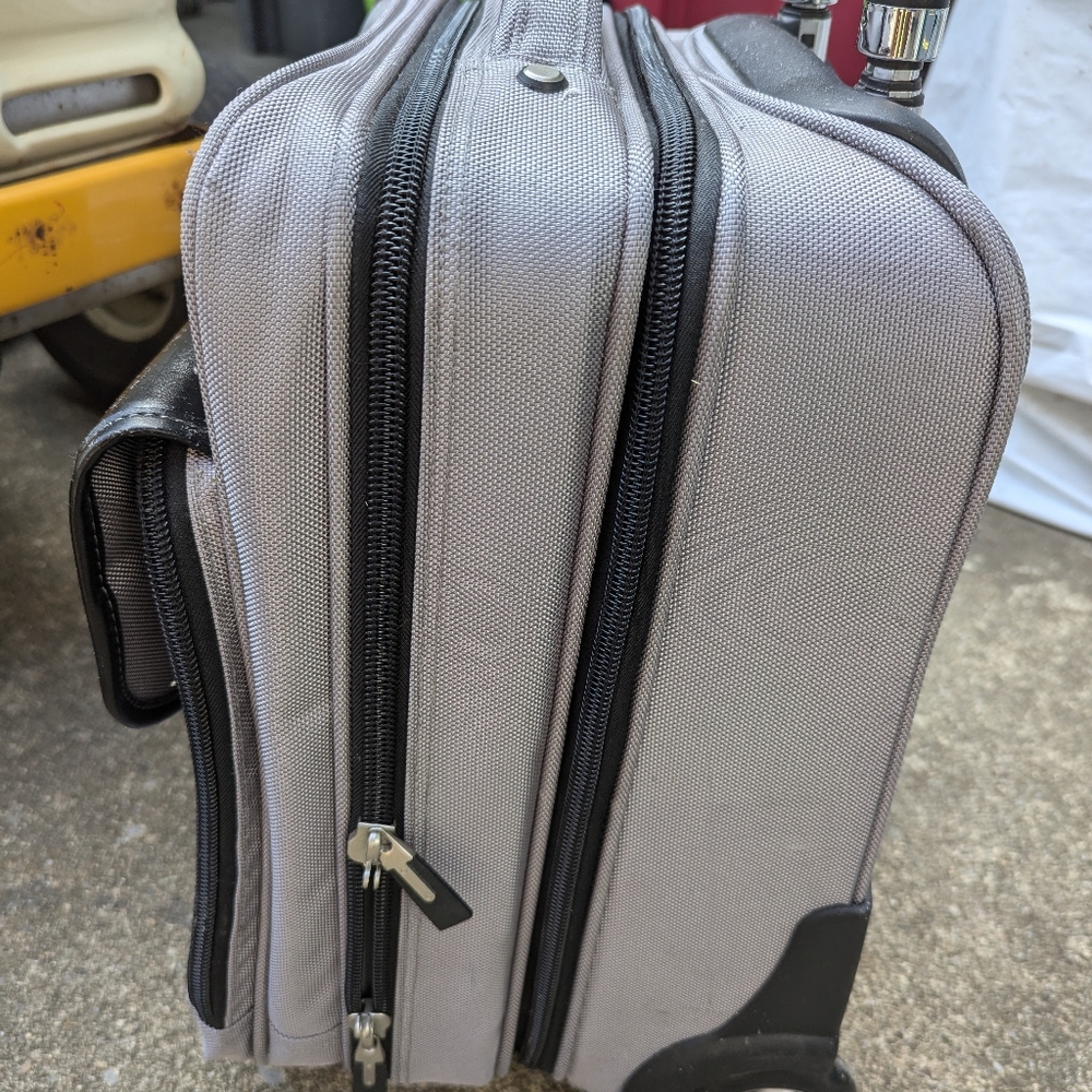 Sharper Image Rolling Suitcase Carry On Luggage E… - image 6